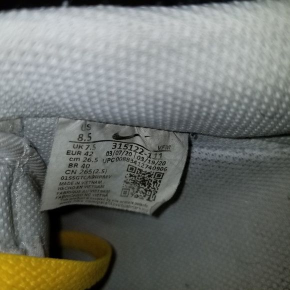 Nike AF1 Air Force One 8.5 - Picture 5 of 11